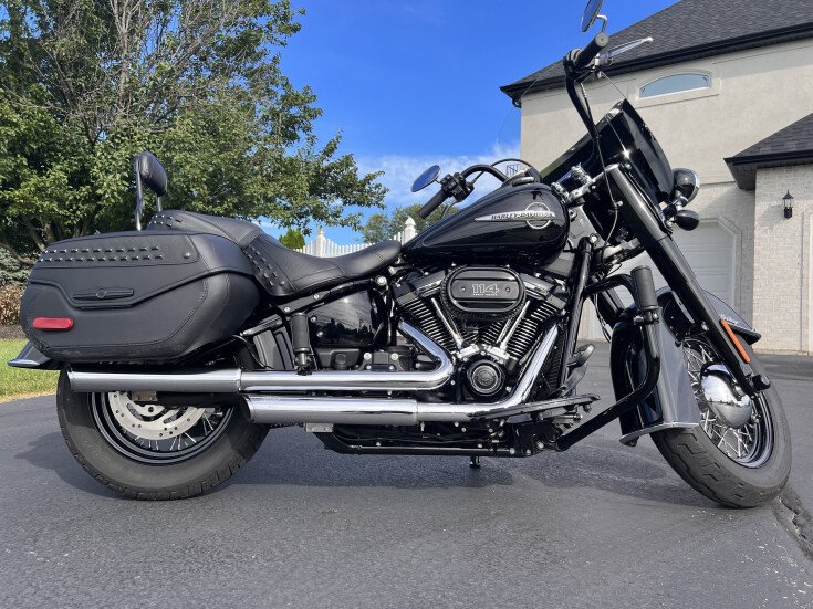 Thumbnail Photo undefined for 2018 Harley-Davidson Softail Heritage Classic 114