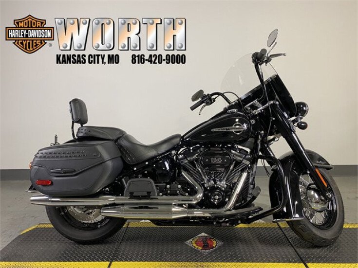 Thumbnail Photo undefined for 2018 Harley-Davidson Softail Heritage Classic 114
