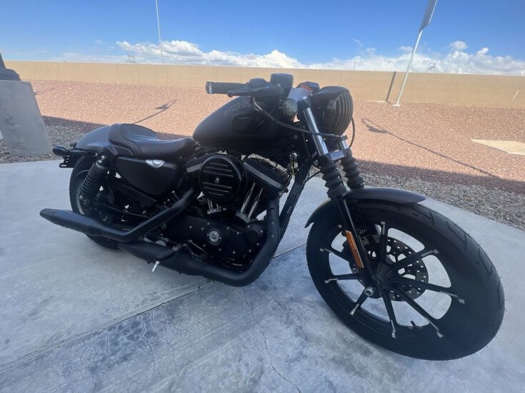 Thumbnail Photo undefined for 2018 Harley-Davidson Sportster Iron 883