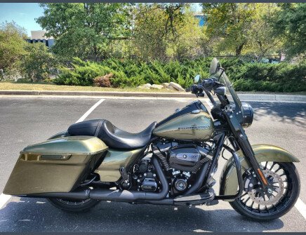 Thumbnail Photo undefined for 2018 Harley-Davidson Touring Road King Special