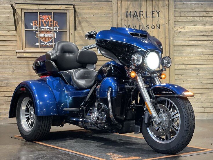 Thumbnail Photo undefined for 2018 Harley-Davidson Trike 115th Anniversary Tri Glide Ultra