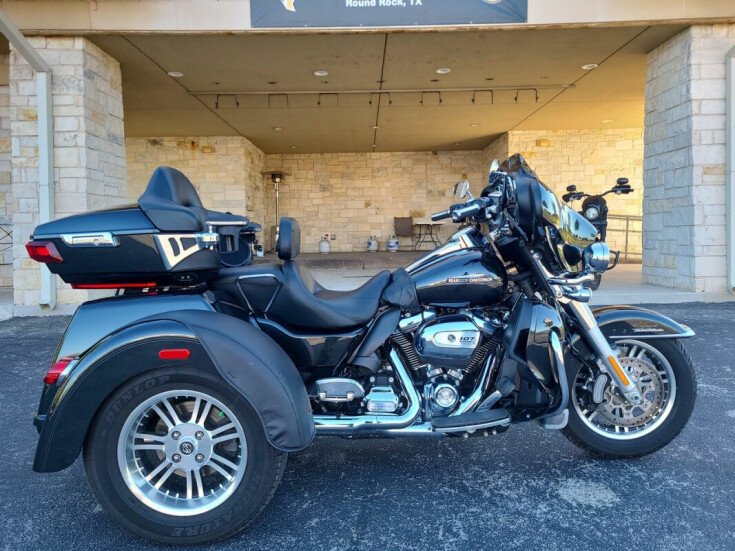 Thumbnail Photo undefined for 2018 Harley-Davidson Trike Tri Glide Ultra