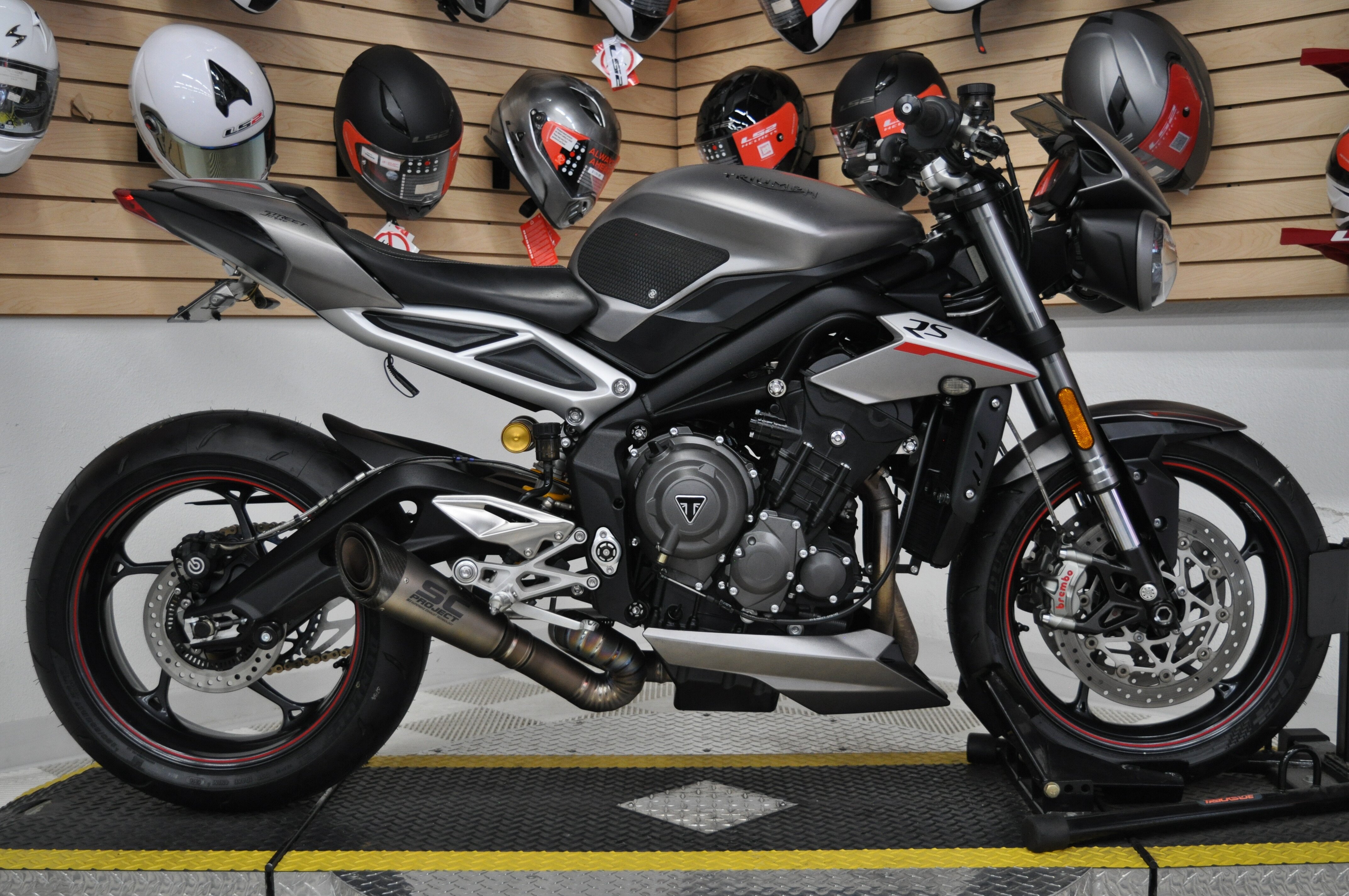 triumph street triple autotrader