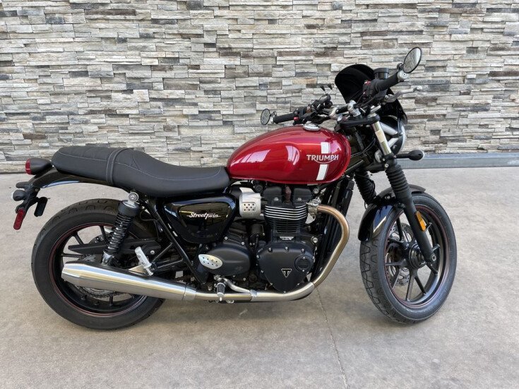 Thumbnail Photo undefined for 2018 Triumph Street Twin