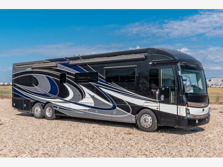 Thumbnail Photo undefined for 2019 American Coach Dream