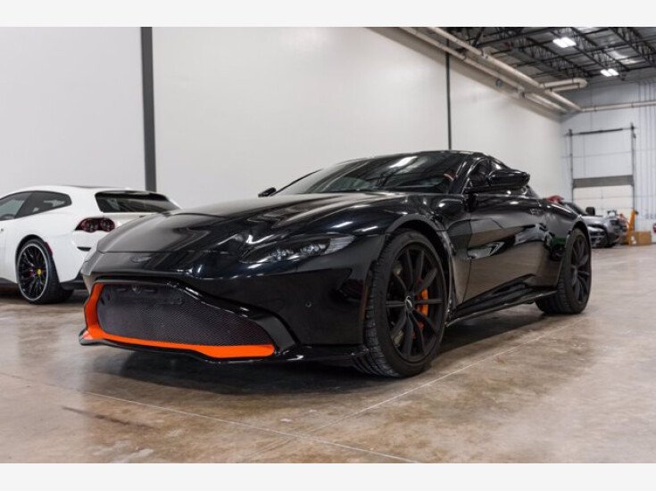 Thumbnail Photo undefined for 2019 Aston Martin Vantage Coupe