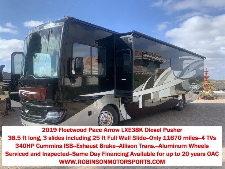 Thumbnail Photo undefined for 2019 Fleetwood Pace Arrow LXE 38K