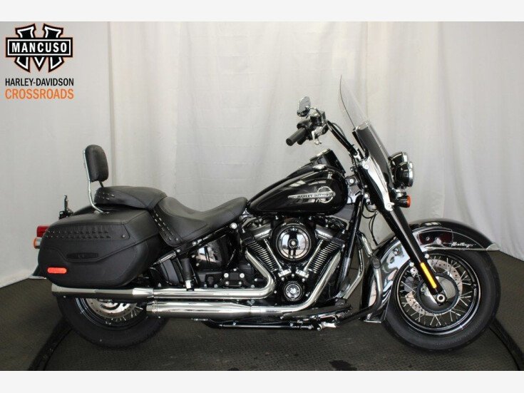 Thumbnail Photo undefined for 2019 Harley-Davidson Softail Heritage Classic
