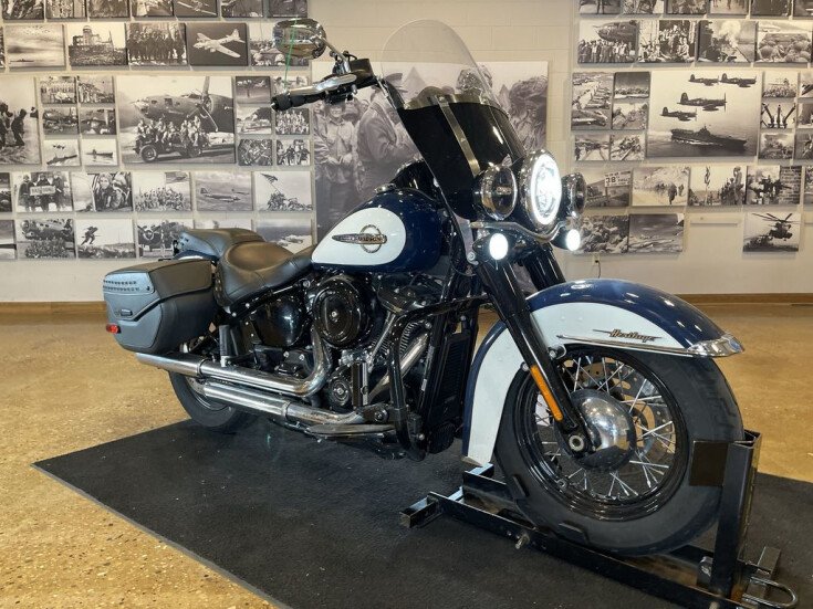 Thumbnail Photo undefined for 2019 Harley-Davidson Softail Heritage Classic