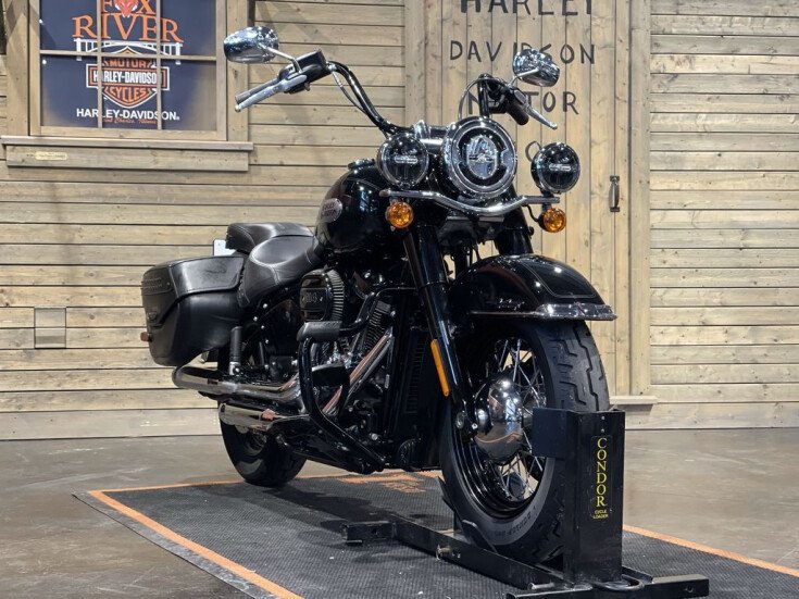 Thumbnail Photo undefined for 2019 Harley-Davidson Softail Heritage Classic 114