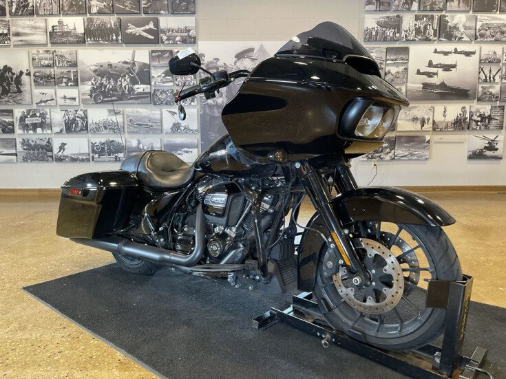 Thumbnail Photo undefined for 2019 Harley-Davidson Touring Road Glide Special