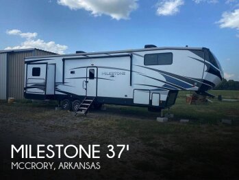 2019 Heartland Milestone