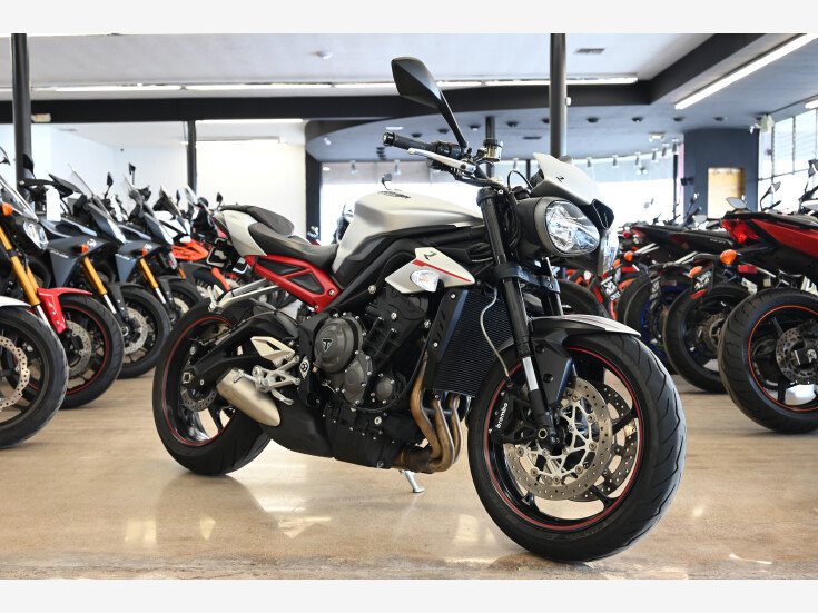 Photo for New 2019 Triumph Street Triple R