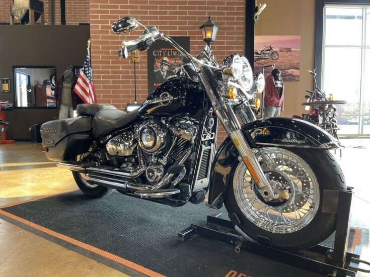 Thumbnail Photo undefined for 2020 Harley-Davidson Softail Heritage Classic