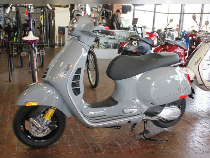 Thumbnail Photo undefined for New 2020 Vespa GTS 300