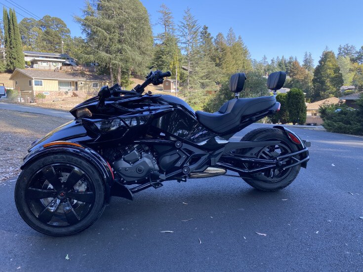 Thumbnail Photo undefined for 2021 Can-Am Spyder F3