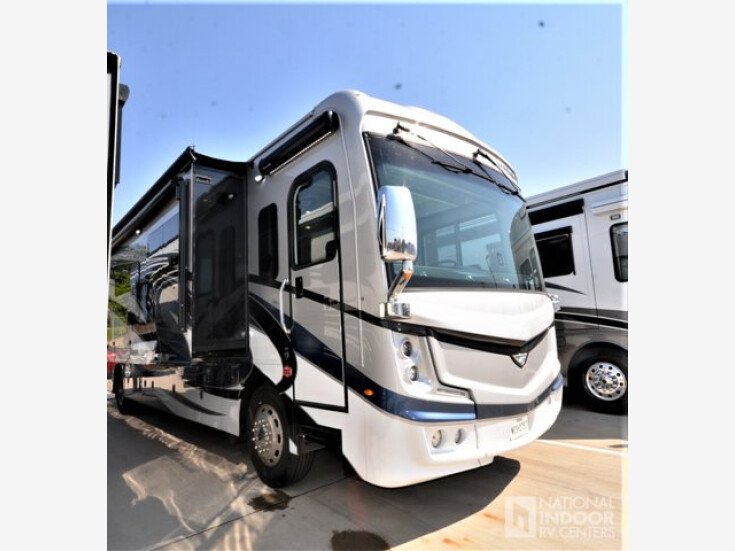 Photo for 2021 Fleetwood Discovery 38W