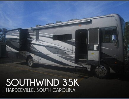 Thumbnail Photo undefined for 2021 Fleetwood Southwind 35K