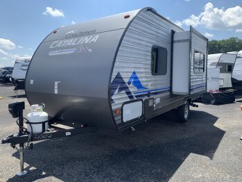 New 2022 Coachmen Catalina
