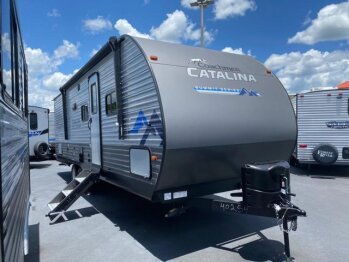 New 2022 Coachmen Catalina 261BHS
