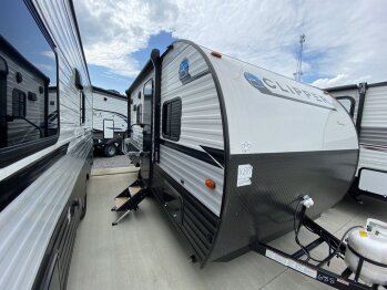 New 2022 Coachmen Clipper
