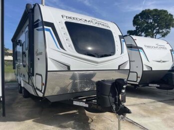 New 2022 Coachmen Freedom Express 238BHS