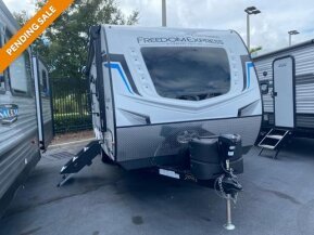 2022 Coachmen Freedom Express 238BHS for sale 300450246