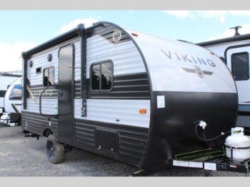 New 2022 Coachmen Viking