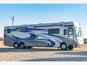 2022 Fleetwood Discovery 44S for sale 300328254