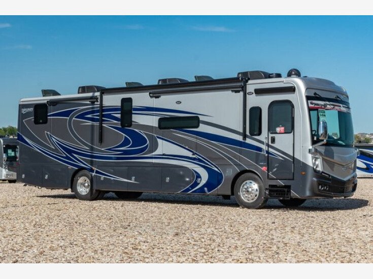 Thumbnail Photo undefined for New 2022 Fleetwood Discovery 38N