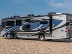 Thumbnail Photo 3 for New 2022 Fleetwood Discovery 38N