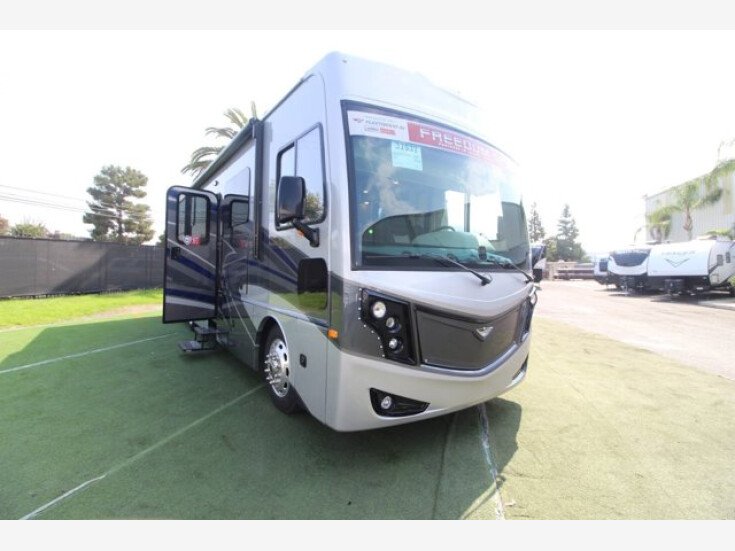 Photo for New 2022 Fleetwood Pace Arrow 33D