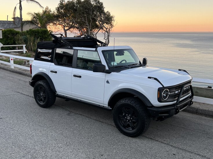 Thumbnail Photo undefined for New 2022 Ford Bronco 4-Door
