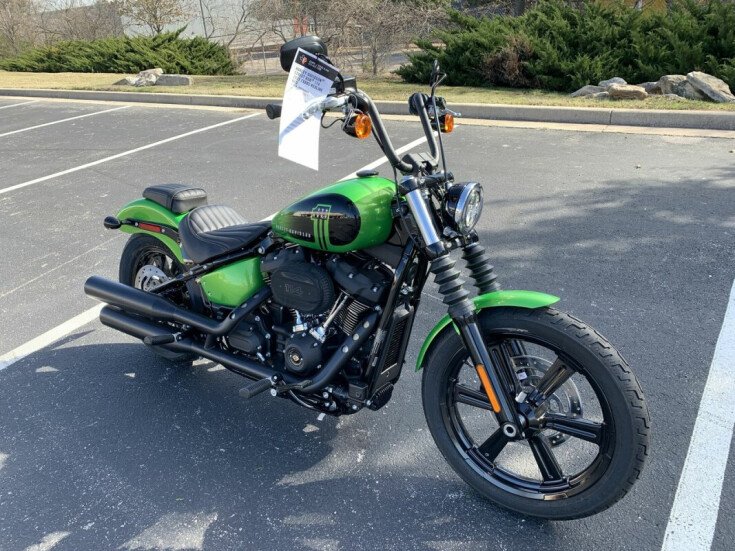 Thumbnail Photo undefined for New 2022 Harley-Davidson Softail Street Bob 114