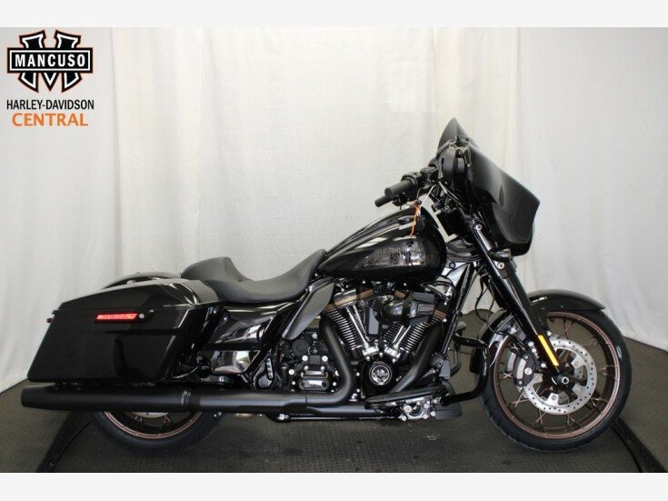 Thumbnail Photo undefined for New 2022 Harley-Davidson Touring Street Glide