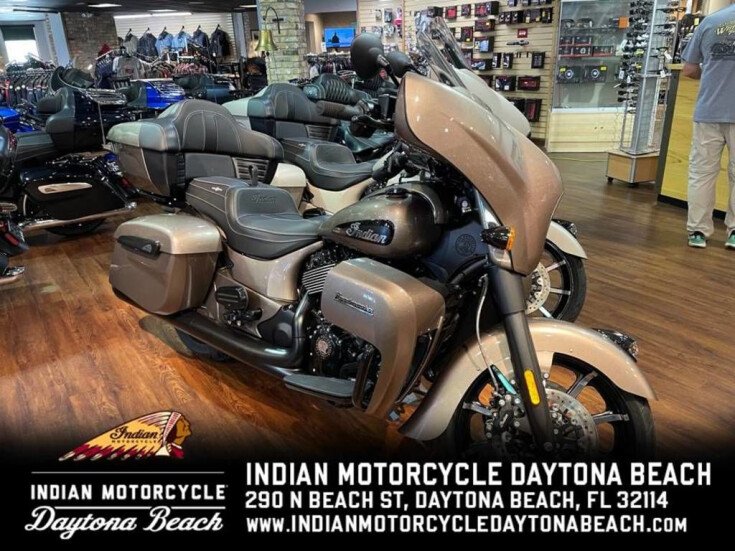 Thumbnail Photo undefined for New 2022 Indian Roadmaster Dark Horse