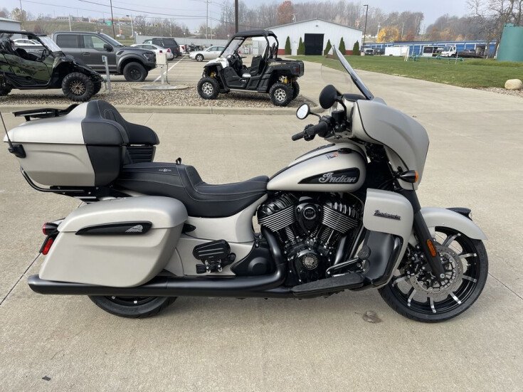 Thumbnail Photo undefined for New 2022 Indian Roadmaster Dark Horse