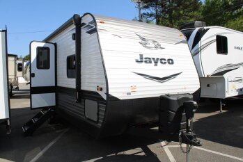 New 2022 JAYCO Jay Flight
