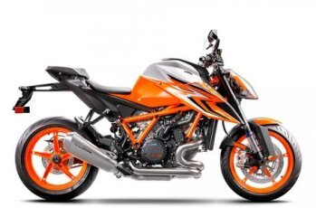 New 2022 KTM 1290 Super Duke R