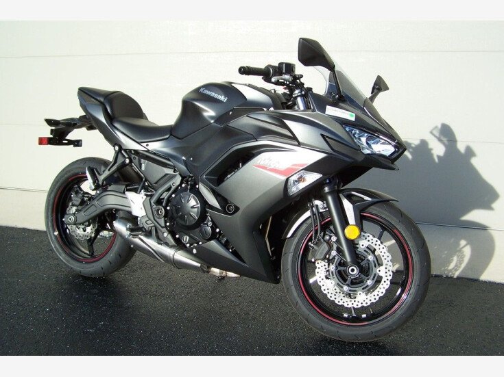 Thumbnail Photo undefined for New 2022 Kawasaki Ninja 650 ABS