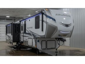 2022 Keystone Avalanche for sale 300402259