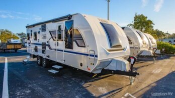 New 2022 Lance Model 2375