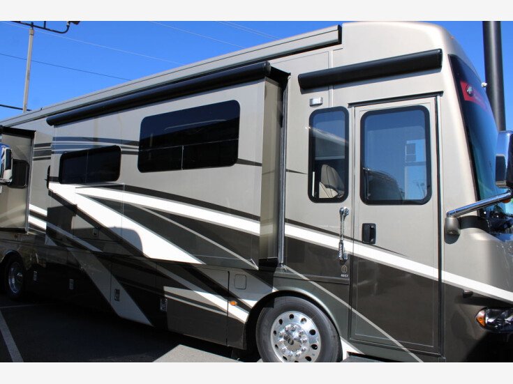 Thumbnail Photo undefined for New 2022 Newmar Ventana
