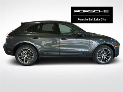 2022 Porsche Macan for sale 101855580