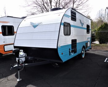 2022 Riverside Retro