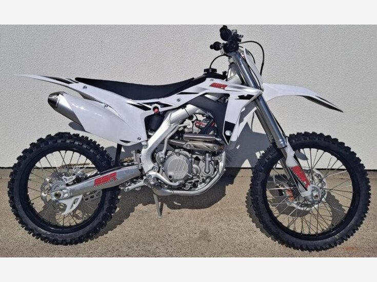 Thumbnail Photo undefined for New 2022 SSR SR300S