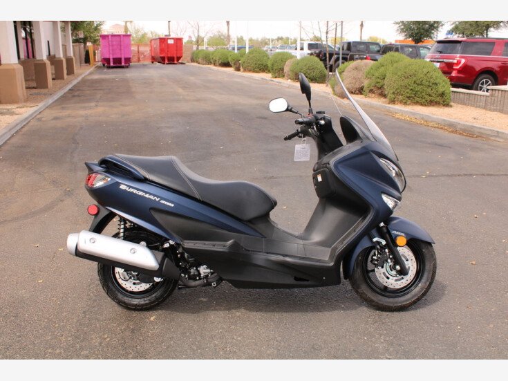 Thumbnail Photo undefined for New 2022 Suzuki Burgman 200