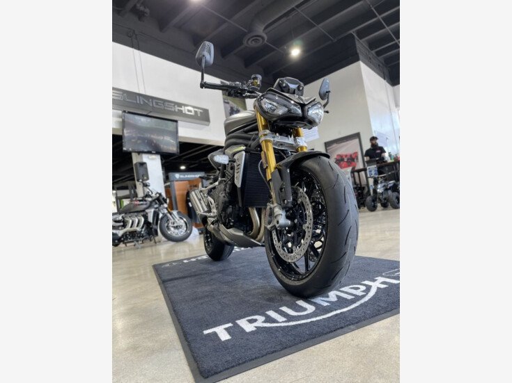 Thumbnail Photo undefined for New 2022 Triumph Speed Triple RS