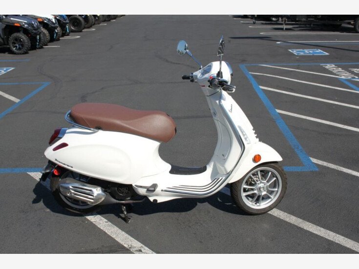 Thumbnail Photo undefined for 2022 Vespa Sprint 150