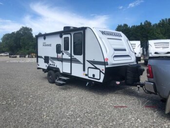 New 2022 Winnebago Micro Minnie 2108DS